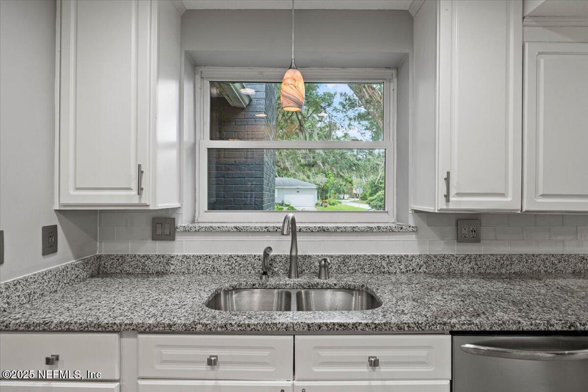 1140 Hickman Road Jacksonville, FL 32216 - Photo 11 of 49 Window View from Kitchen Sink