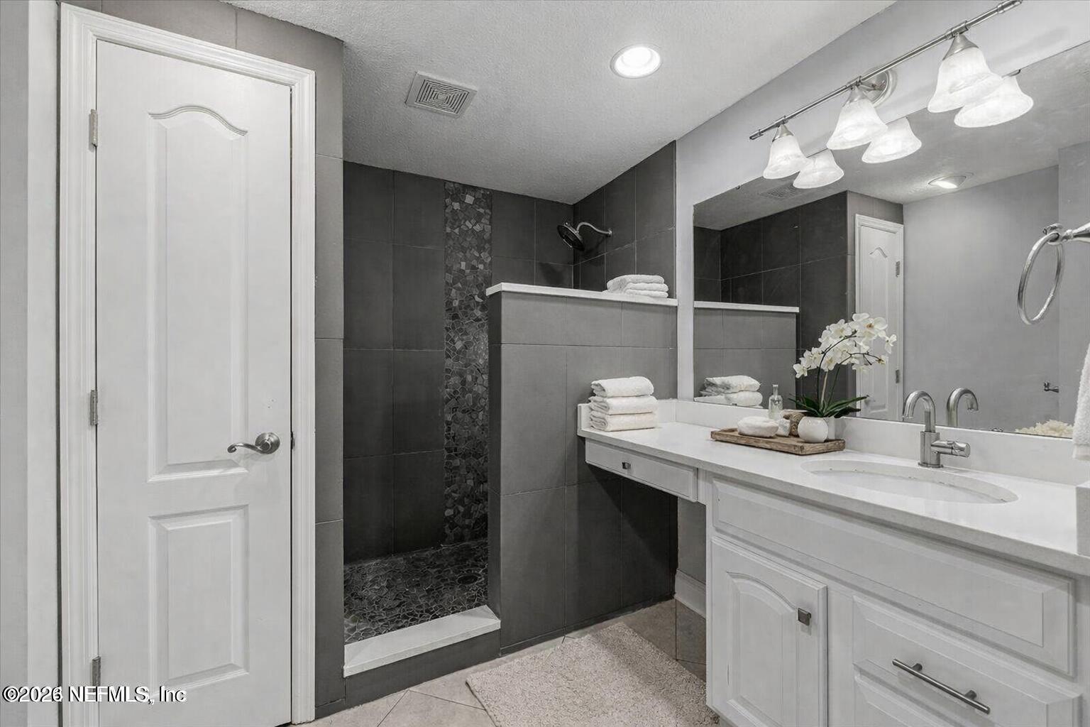 1140 Hickman Road Jacksonville, FL 32216 - Photo 18 of 49 Virtual Staging