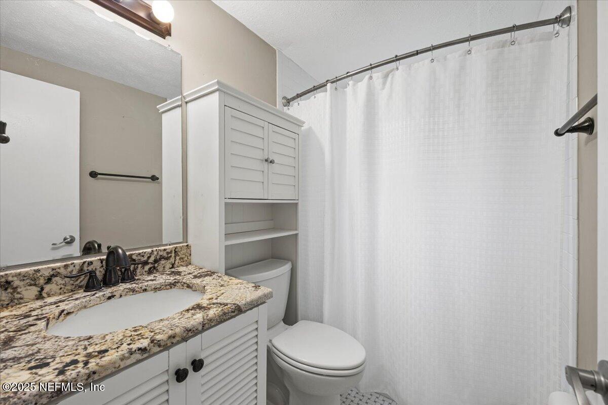 1140 Hickman Road Jacksonville, FL 32216 - Photo 44 of 49 Bathroom in Guest House