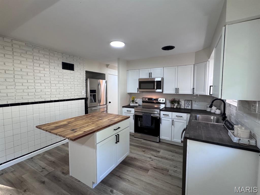 3508 St Henry Lane Bel-Ridge, MO 63121 - Photo 4 of 24