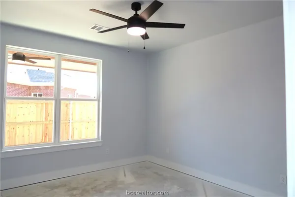 $2,400 | 2008 Reagan Court, Bryan, TX 77802