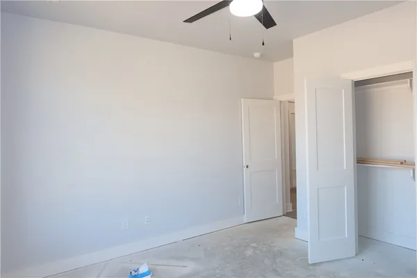 $2,400 | 2008 Reagan Court, Bryan, TX 77802