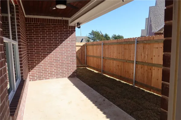 $2,400 | 2008 Reagan Court, Bryan, TX 77802