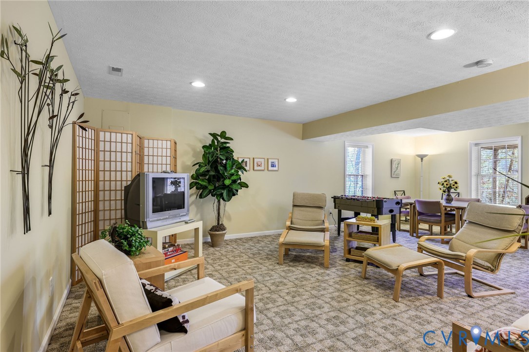 1401 Moccasin Way Basye, VA 22810 - Photo 26 of 46