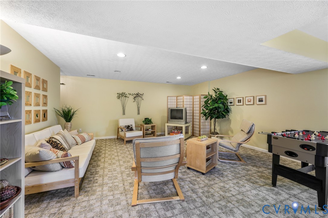 1401 Moccasin Way Basye, VA 22810 - Photo 28 of 46