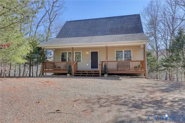 $410,000 | 1401 Moccasin Way, Basye, VA 22810
