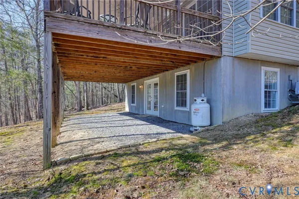 $410,000 | 1401 Moccasin Way, Basye, VA 22810