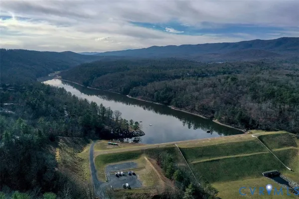 $410,000 | 1401 Moccasin Way, Basye, VA 22810
