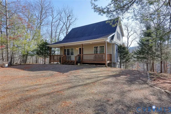 $410,000 | 1401 Moccasin Way, Basye, VA 22810