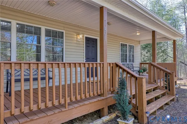 $410,000 | 1401 Moccasin Way, Basye, VA 22810