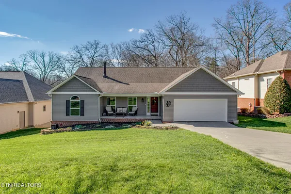 $679,000 | 146 Daleyuhski Way, Loudon, TN 37774