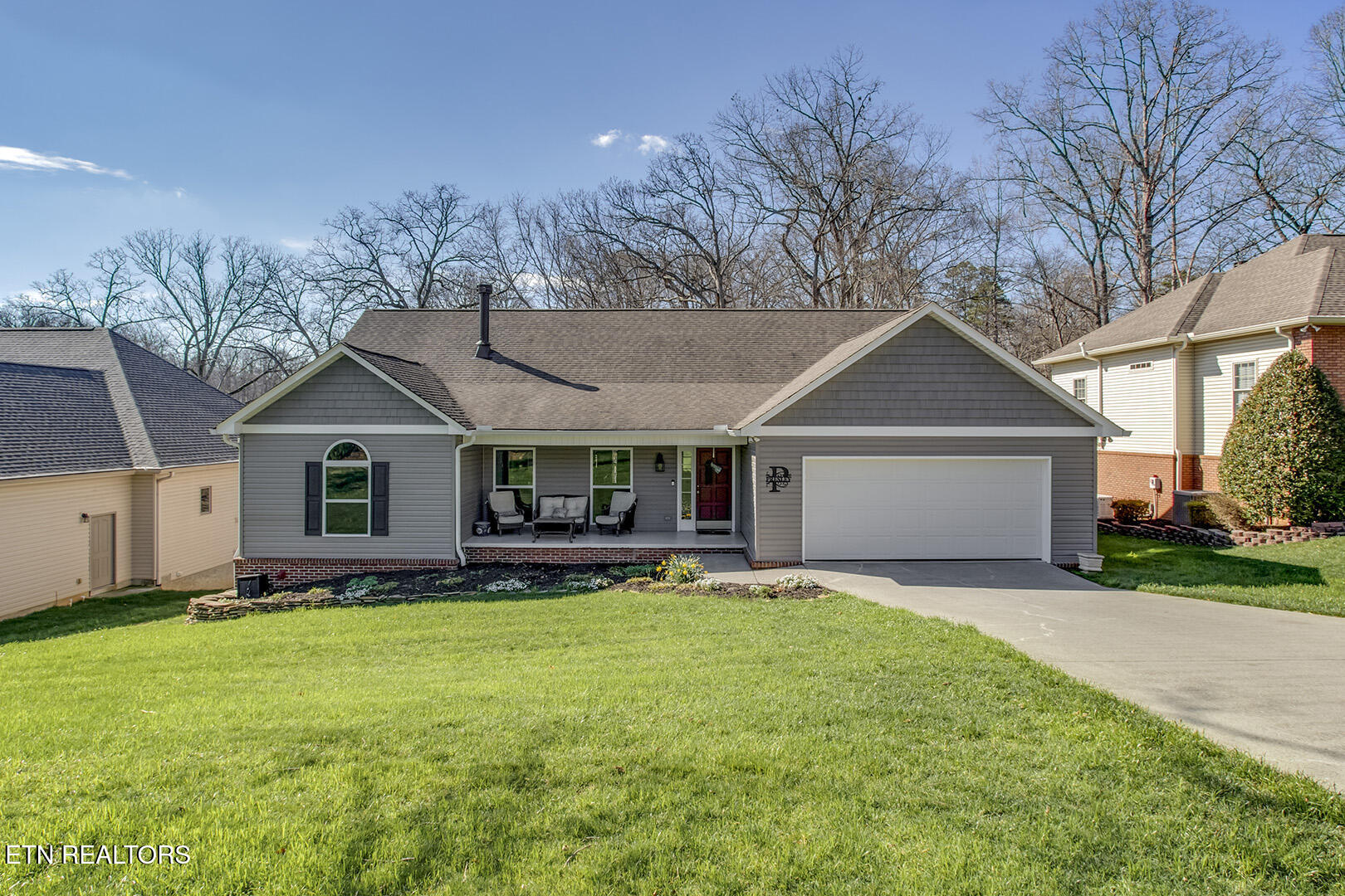 01_146 Daleyuhski Way_Front