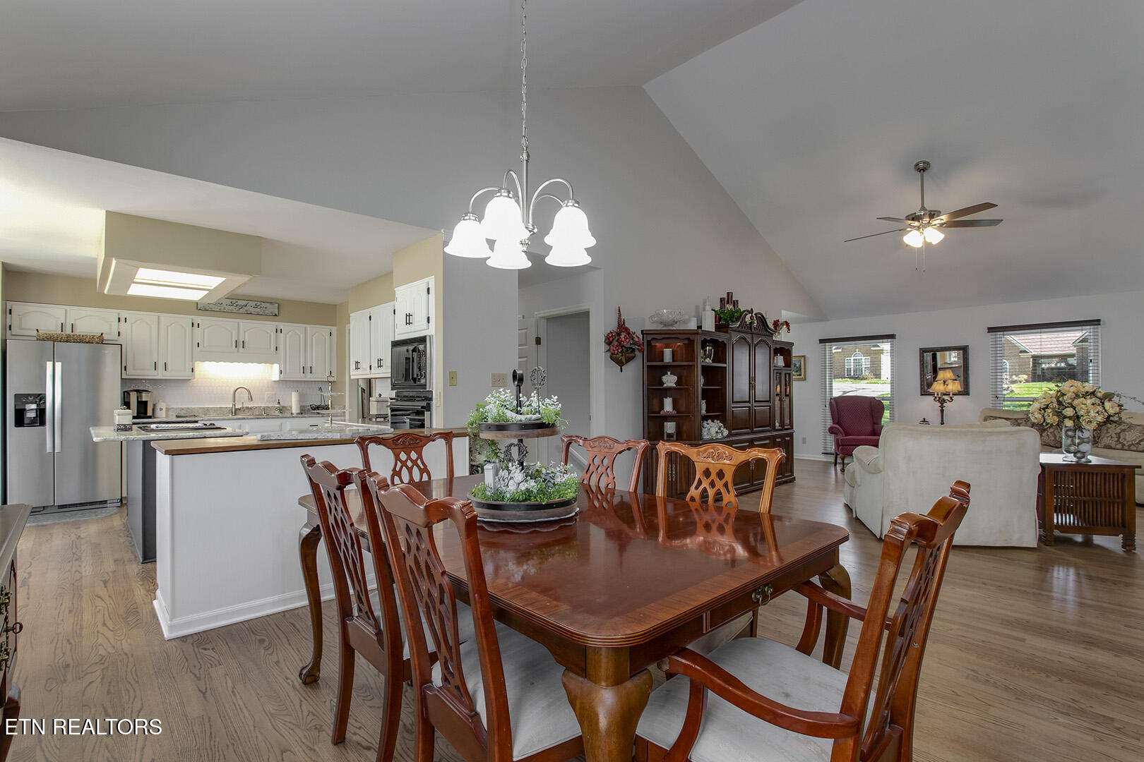146 Daleyuhski Way Loudon, TN 37774 - Photo 13 of 60 13_146 Daleyuhski Way_Dining03