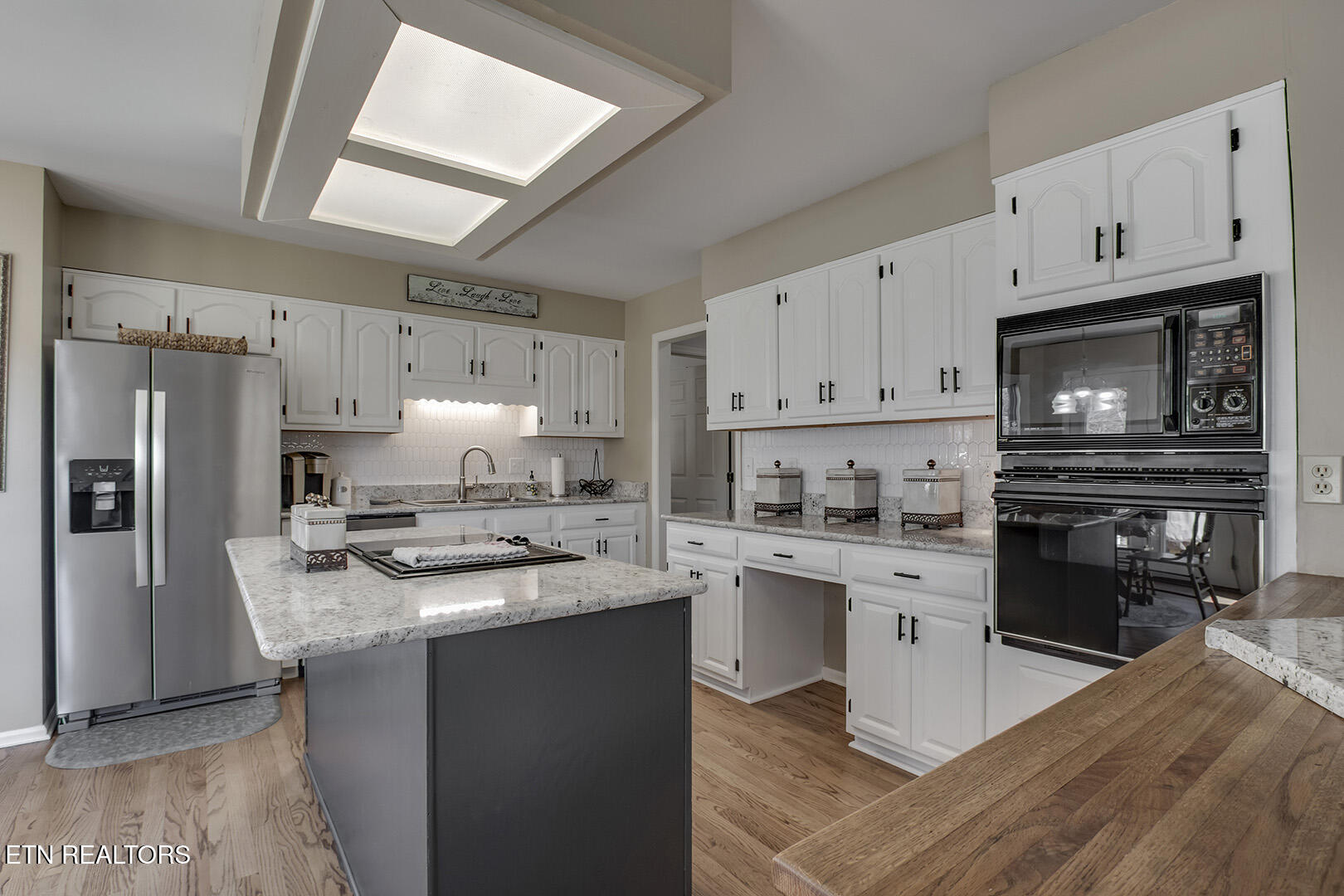 146 Daleyuhski Way Loudon, TN 37774 - Photo 14 of 60 14_146 Daleyuhski Way_Kitchen01