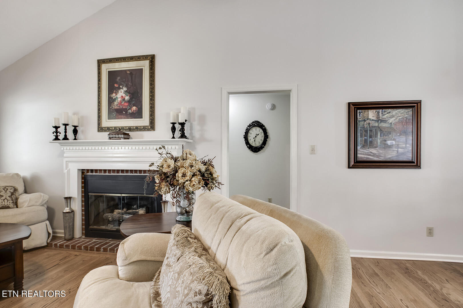 146 Daleyuhski Way Loudon, TN 37774 - Photo 29 of 60 29_146 Daleyuhski Way_Fireplace-GuestHal