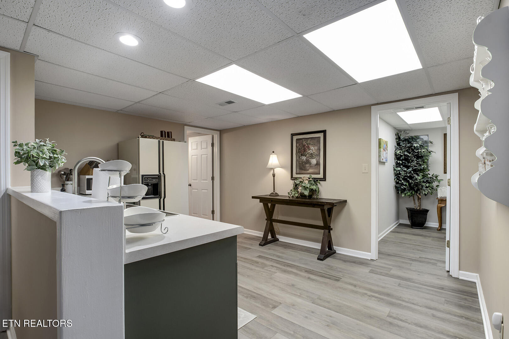 146 Daleyuhski Way Loudon, TN 37774 - Photo 38 of 60 38_146 Daleyuhski Way_LowerKitchen02