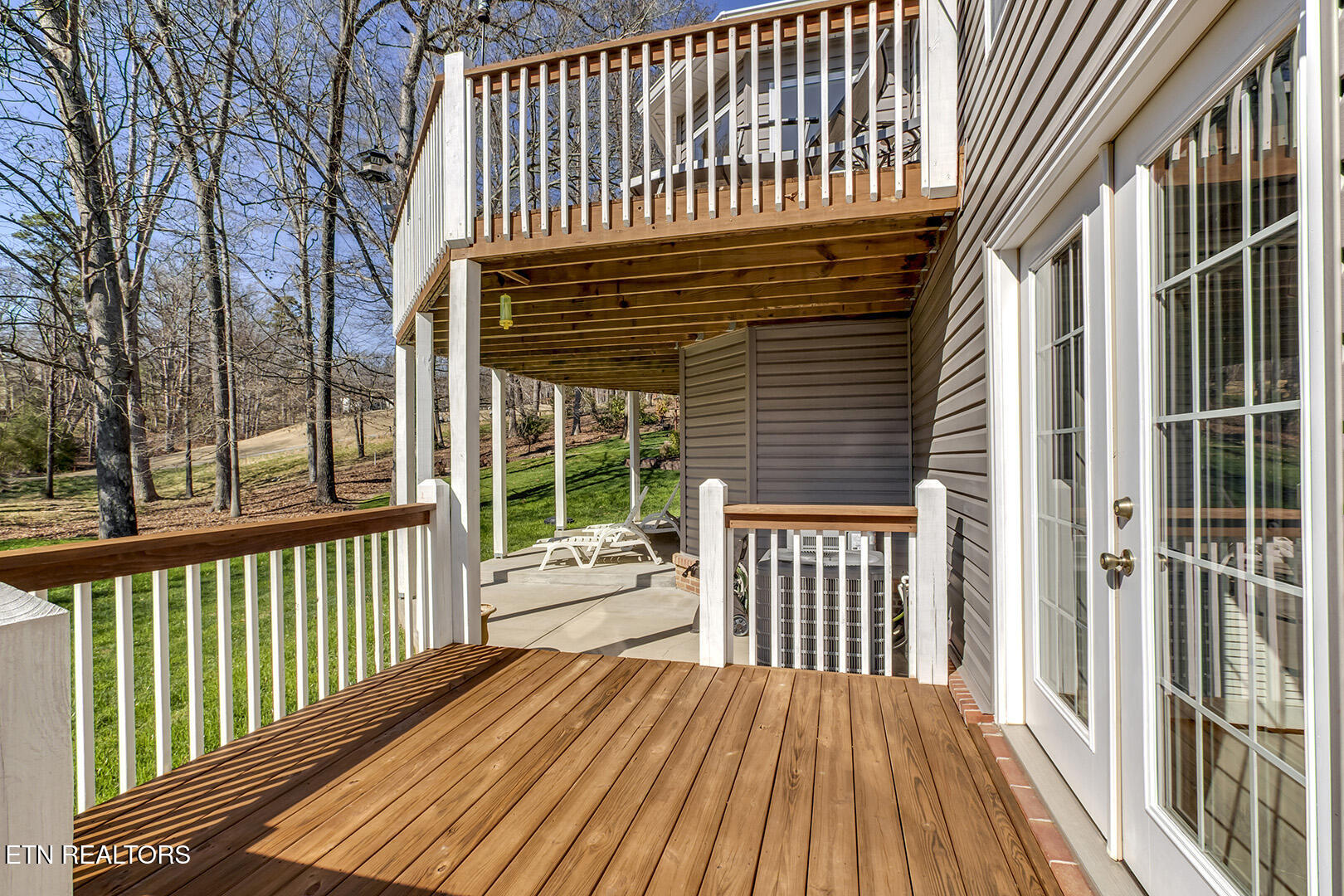 146 Daleyuhski Way Loudon, TN 37774 - Photo 49 of 60 49_146 Daleyuhski Way_LowerDeck