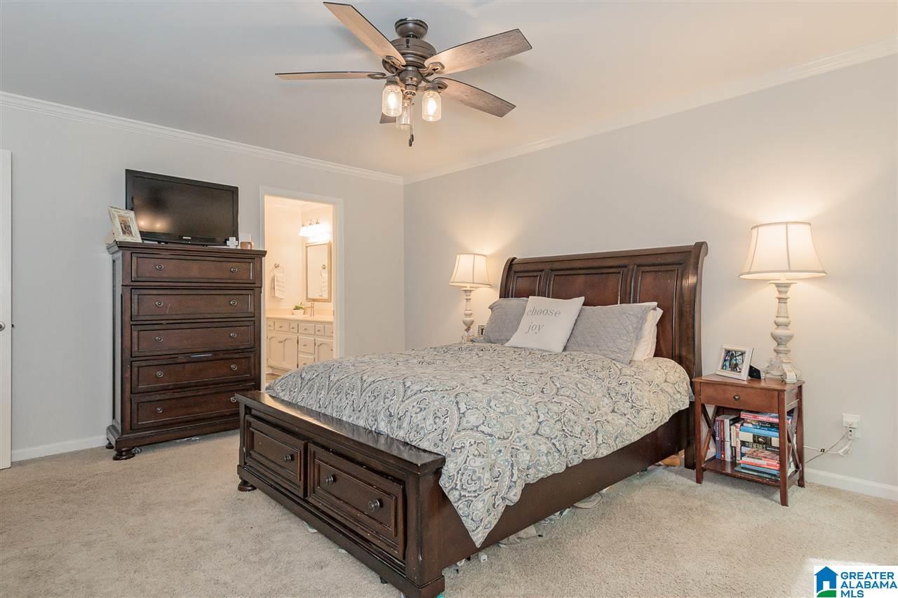 812 Mockernut Road Birmingham, AL 35244 - Photo 22 of 49