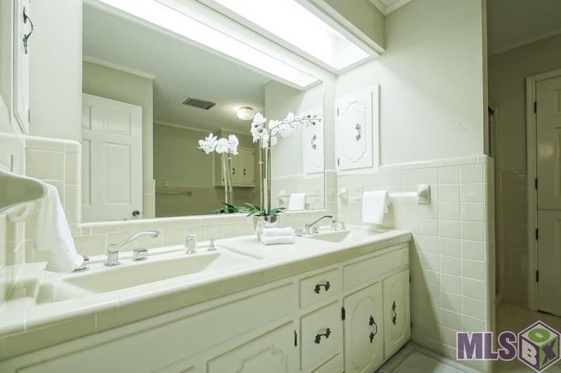 18434 Manchac Acres Road Prairieville, LA 70769 - Photo 15 of 32 Gallery Image 15