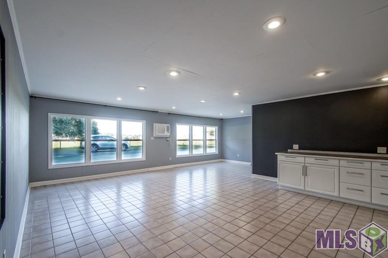 18434 Manchac Acres Road Prairieville, LA 70769 - Photo 22 of 32 Gallery Image 22