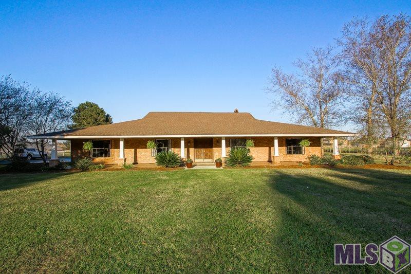 18434 Manchac Acres Road Prairieville, LA 70769 - Photo 3 of 32 Gallery Image 3