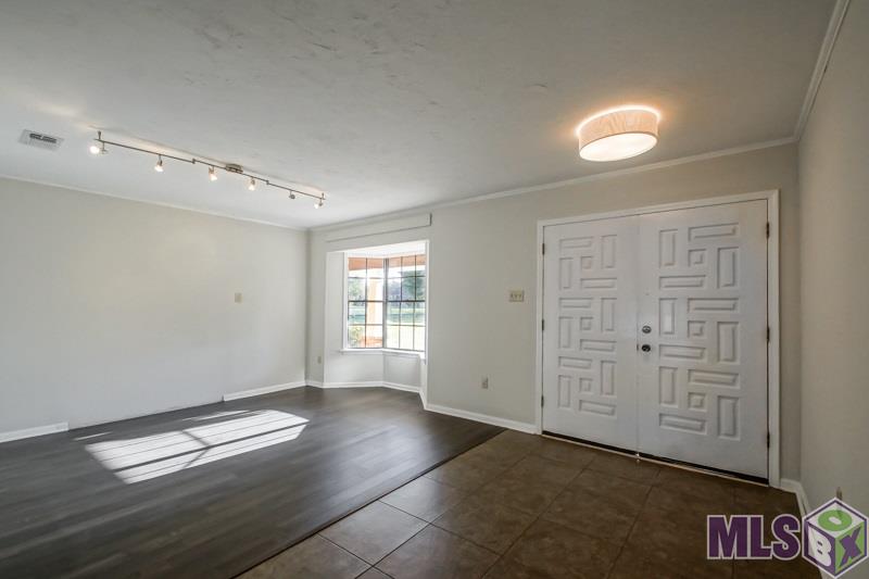 18434 Manchac Acres Road Prairieville, LA 70769 - Photo 6 of 32 Gallery Image 6