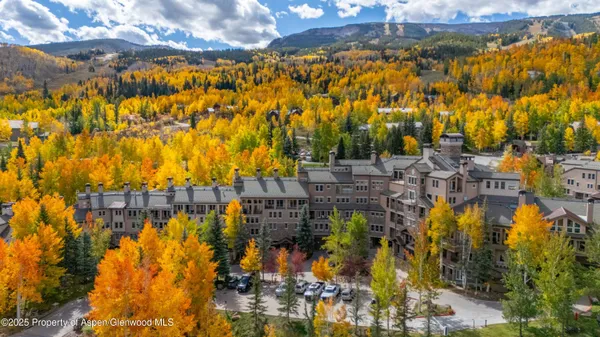 $1,995,000 | 425 Wood Road, Unit 10, Snowmass Village, CO 81615
