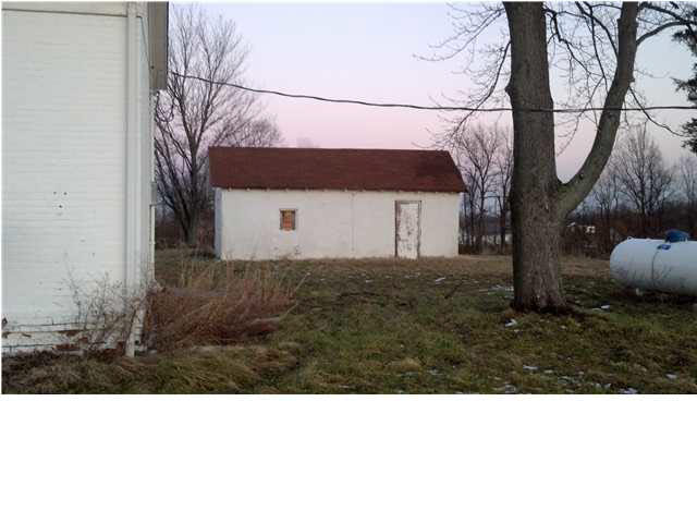 1694 Troy Road Washington, IN 47501 - Photo 3 of 10 Gallery Image 3
