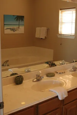 $3,400 | 3722 Laguna Drive, Galveston, TX 77554