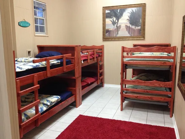 $3,400 | 3722 Laguna Drive, Galveston, TX 77554
