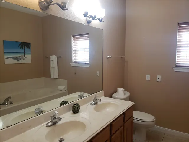 $3,400 | 3722 Laguna Drive, Galveston, TX 77554