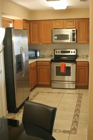 $3,400 | 3722 Laguna Drive, Galveston, TX 77554