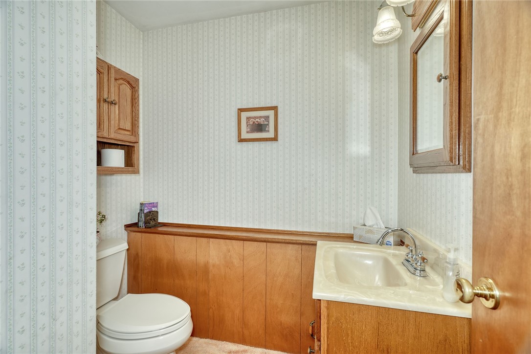 226 Dickinson Road Webster, NY 14580 - Photo 31 of 50