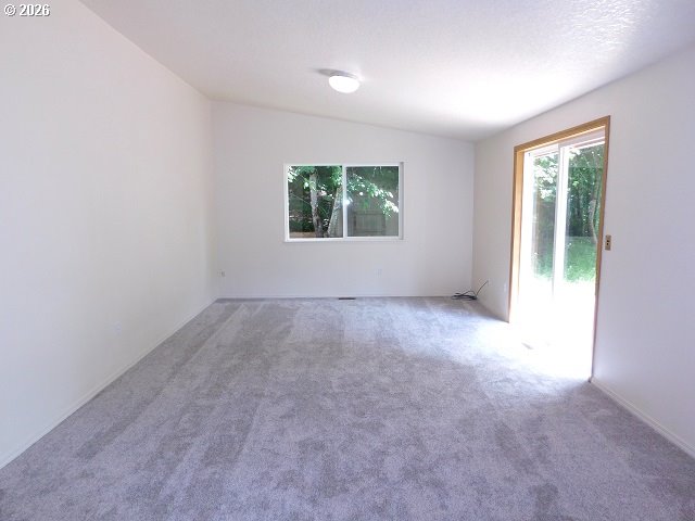 255 D Street Vernonia, OR 97064 - Photo 16 of 39 Family Room