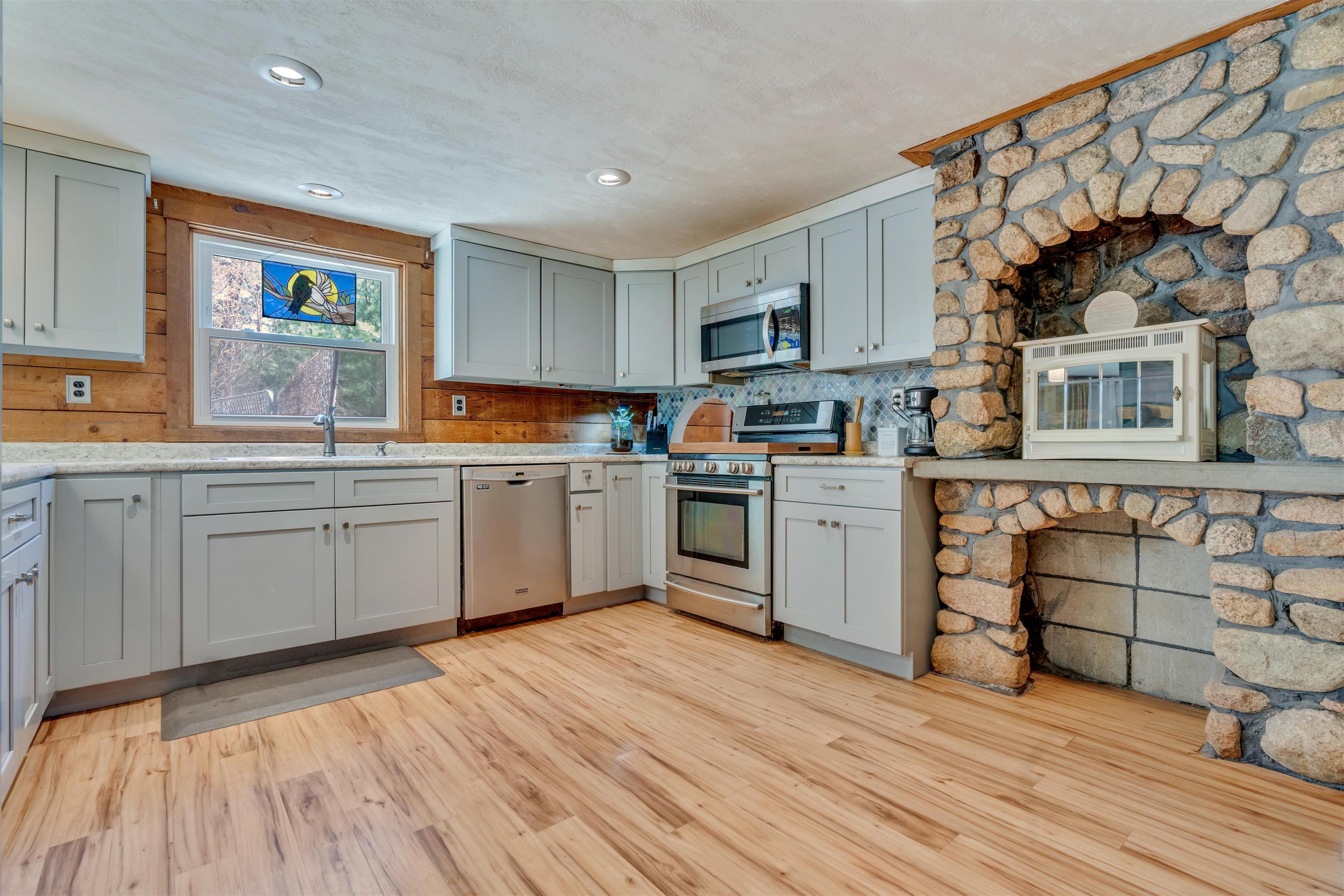 26 Clancy Road Freedom, NH 03836 - Photo 10 of 45