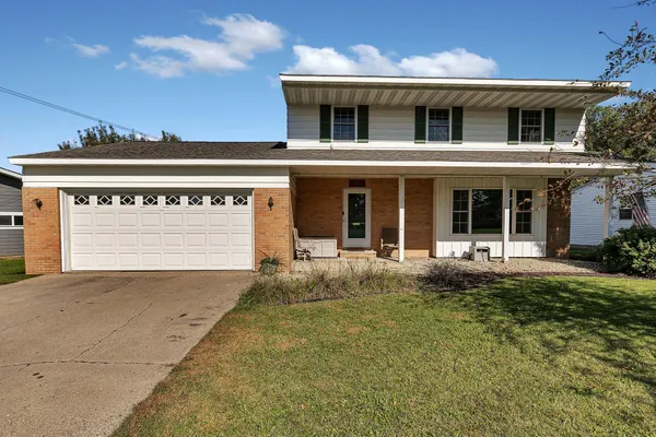 $300,000 | 111 Washburne Drive, Paynesville, MN 56362