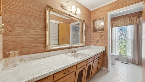 $550,000 | 1712 Skyline Drive, Chattanooga, TN 37421