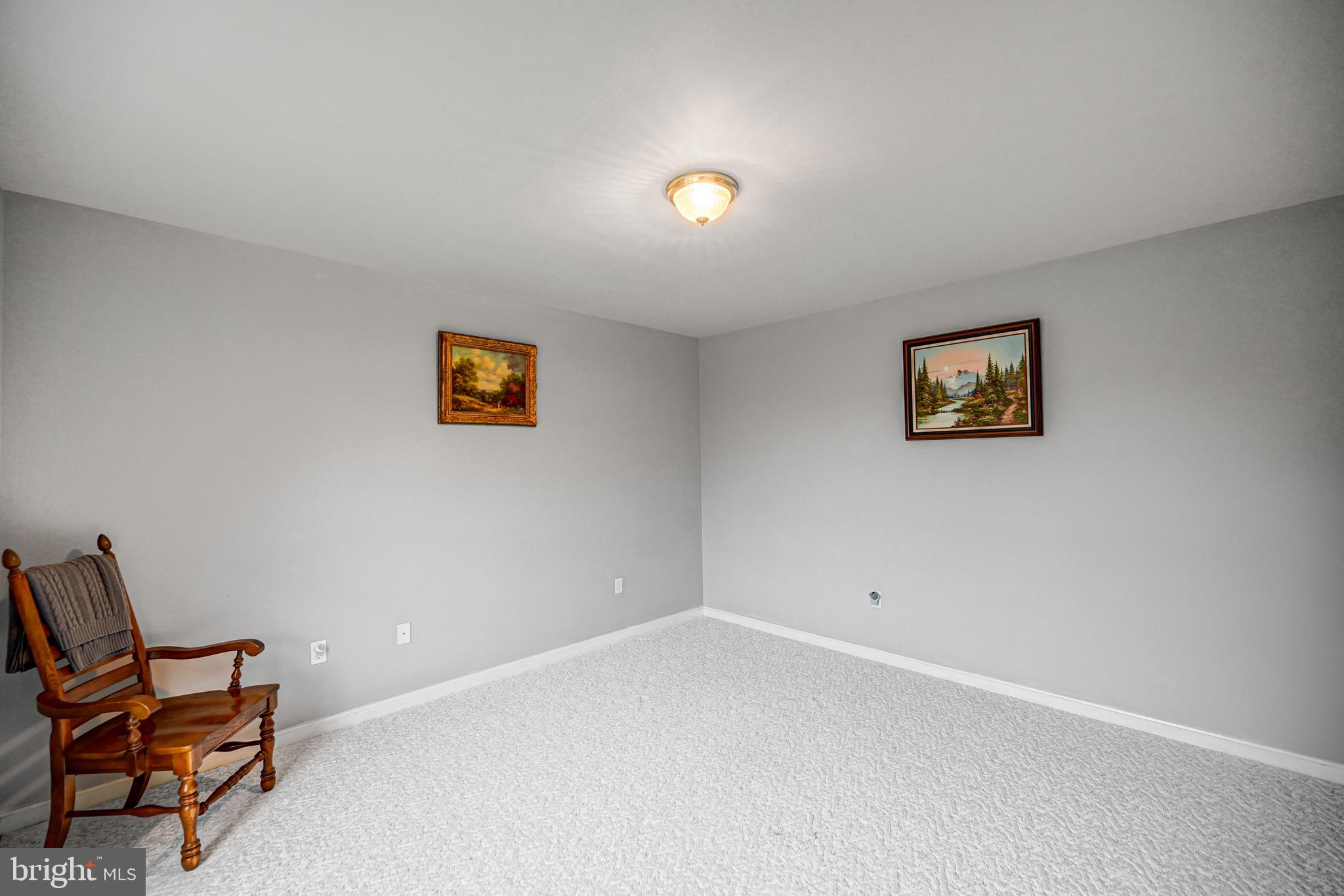1019 Gullo Road New Windsor, MD 21776 - Photo 5 of 55 Gallery Image 5