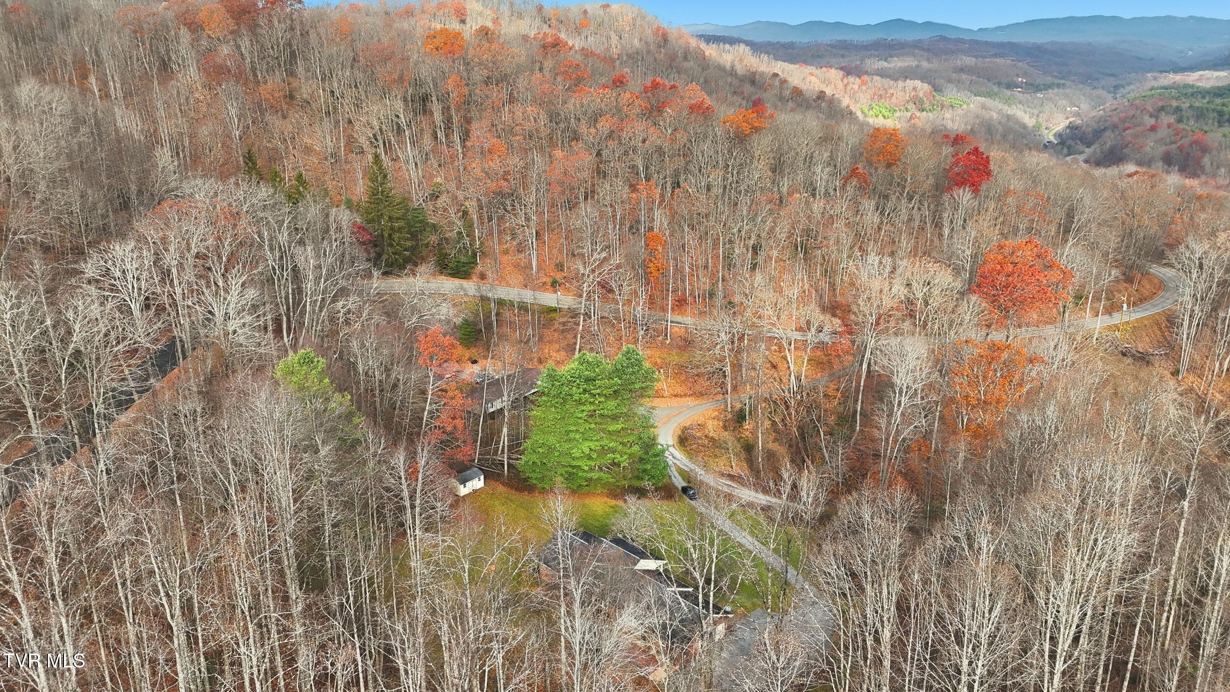 8412 Courtland Road Wise, VA 24293 - Photo 45 of 52 45_dji_20251118100337_0929_d