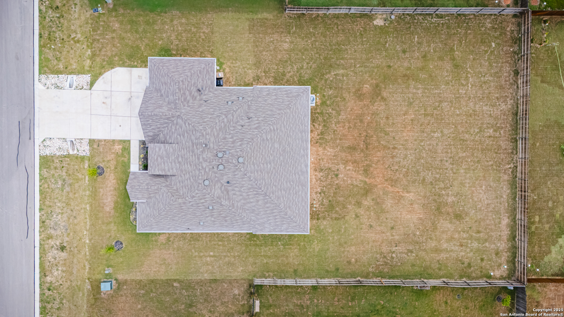 125 Nicks Cove Lockhart, TX 78644 - Photo 38 of 40