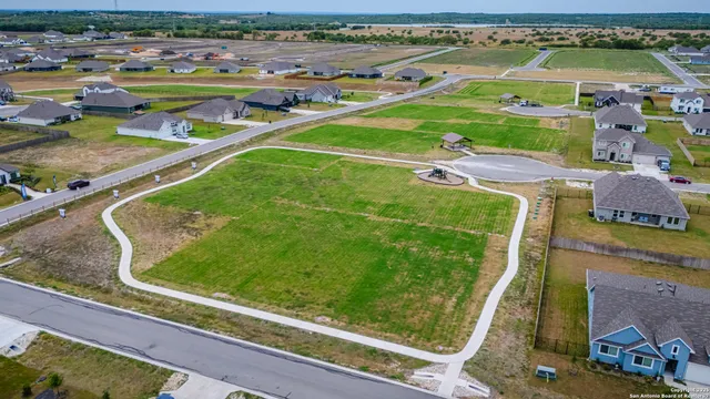 $389,000 | 125 Nicks Cove, Lockhart, TX 78644