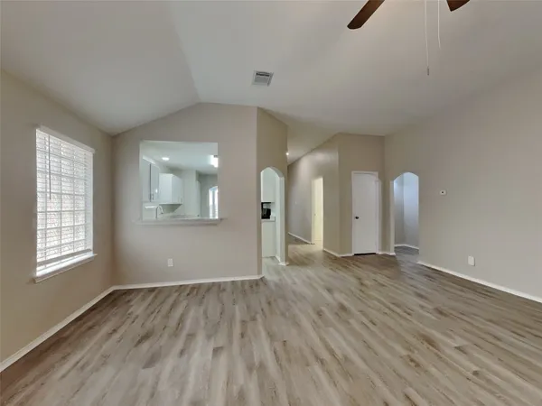 $1,900 | 20110 18th Fairway Drive, Humble, TX 77346