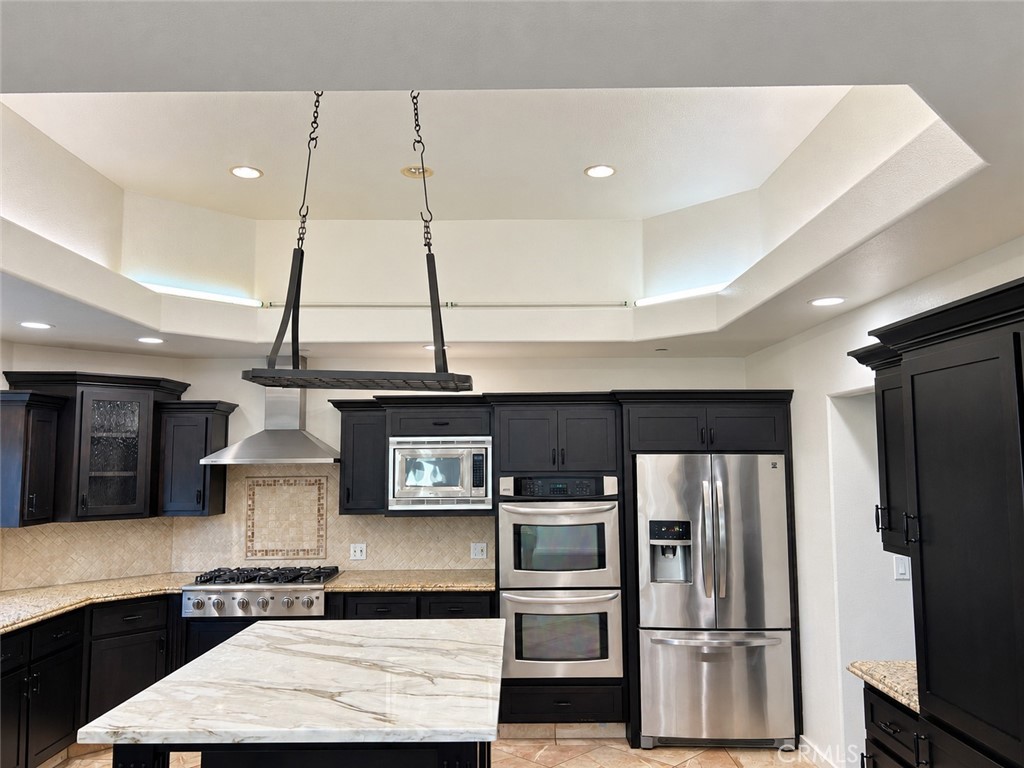 16 Corto Road Arcadia, CA 91007 - Photo 8 of 37 Kitchen
