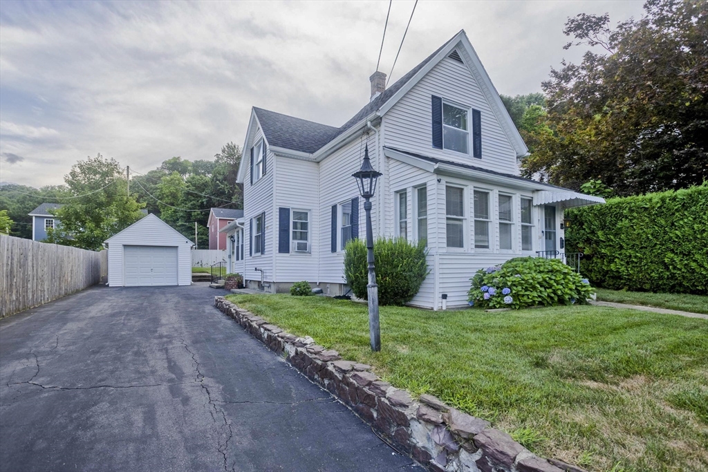 7 Meadow Street Holyoke, MA 01040 - Photo 1 of 40 Gallery Image 1