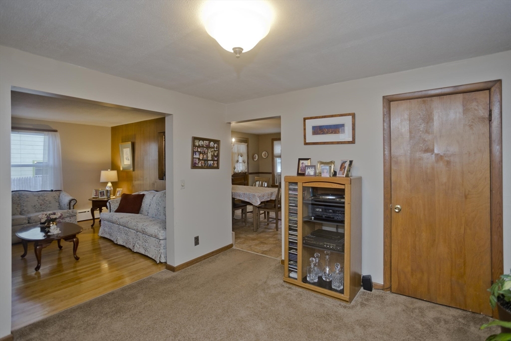 7 Meadow Street Holyoke, MA 01040 - Photo 13 of 40 Gallery Image 13