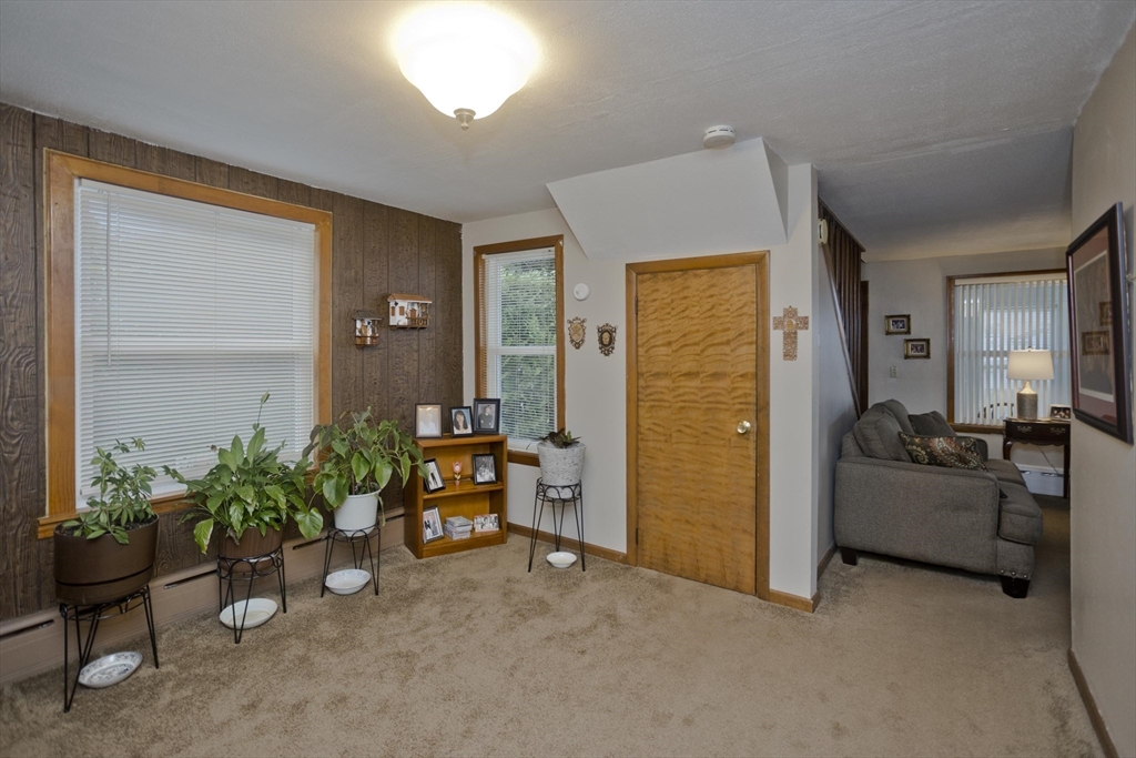 7 Meadow Street Holyoke, MA 01040 - Photo 14 of 40 Gallery Image 14