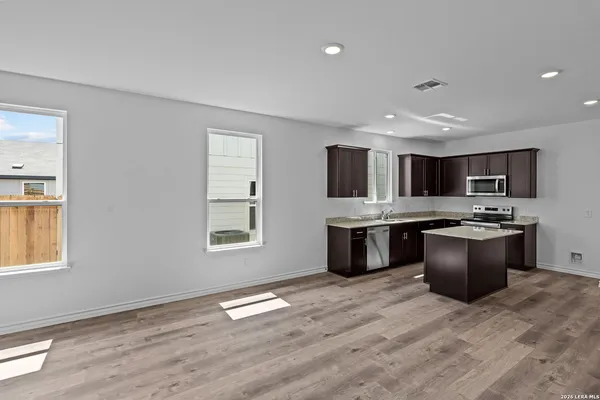 $309,400 | 8246 Brandy Branch, San Antonio, TX 78252