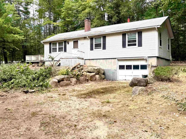 $325,000 | 204 Intervale Cross Road, Conway, NH 03845