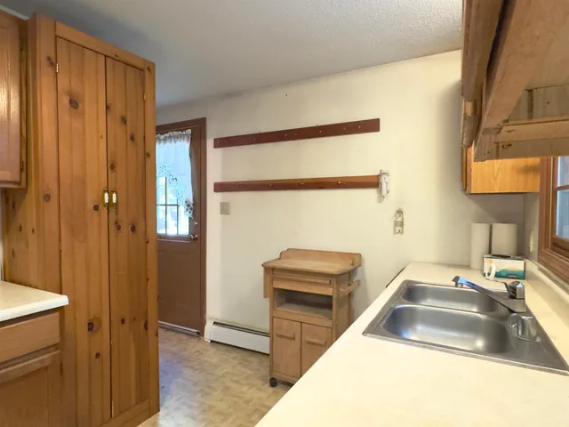 $325,000 | 204 Intervale Cross Road, Conway, NH 03845