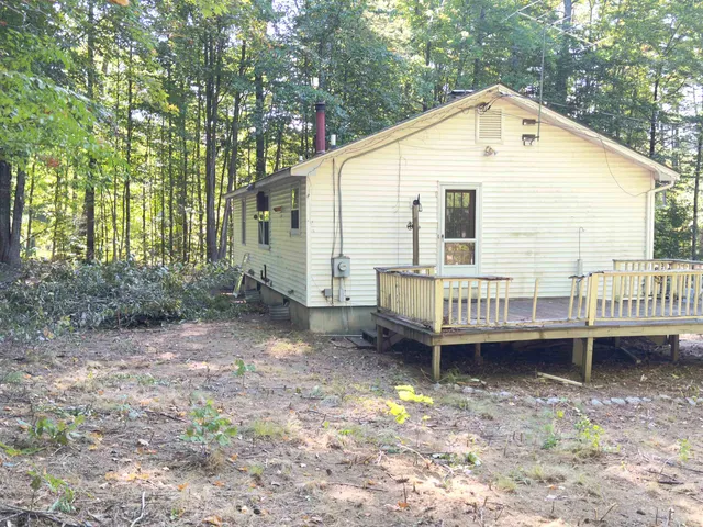 $325,000 | 204 Intervale Cross Road, Conway, NH 03845